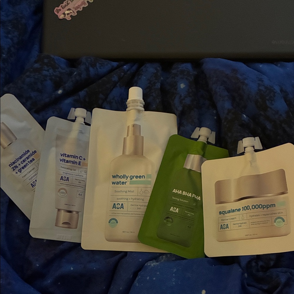 AOA Skincare Travel Set